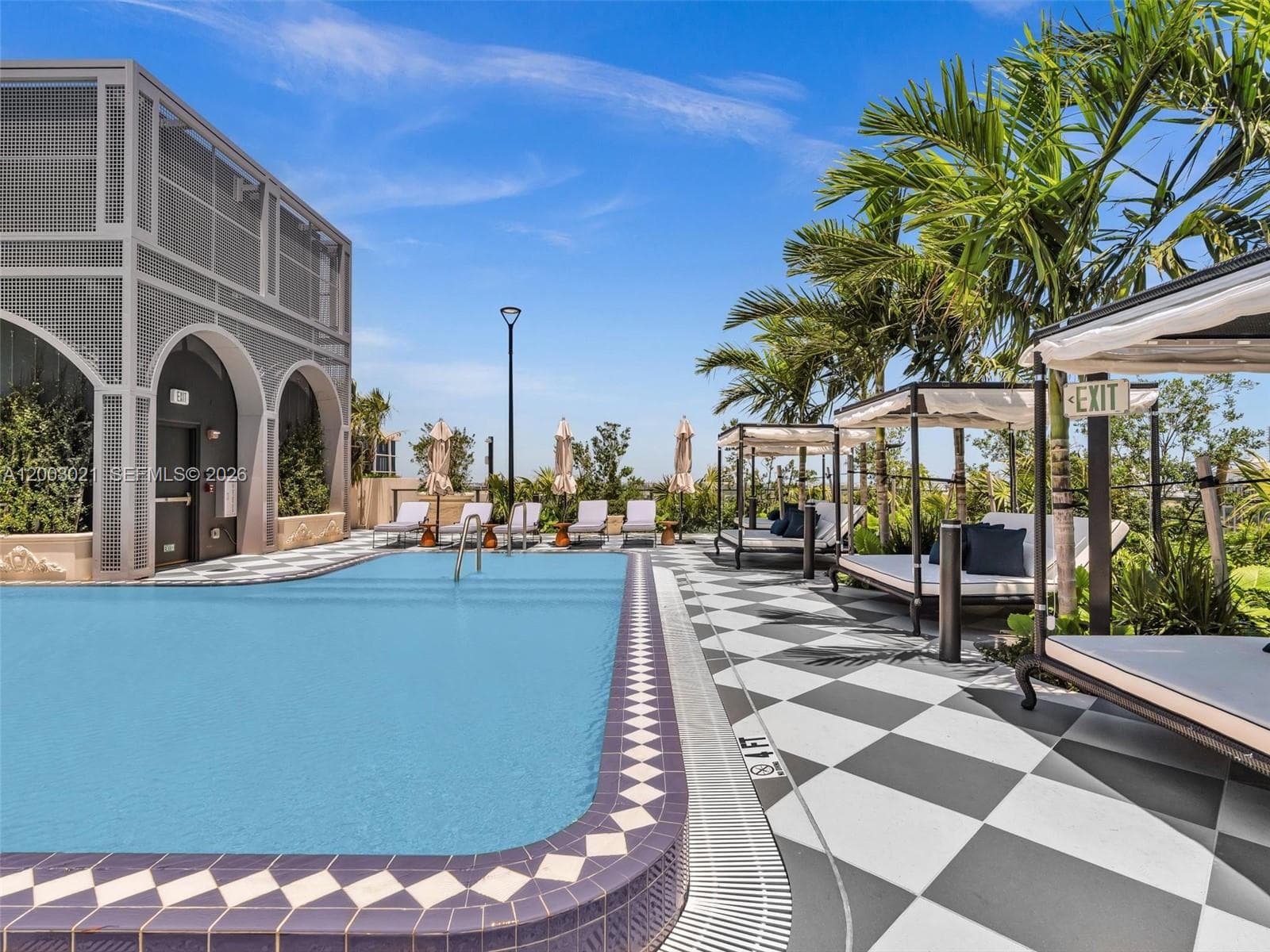 2700 NW 2nd Ave # 439, Miami FL 33127 — 48