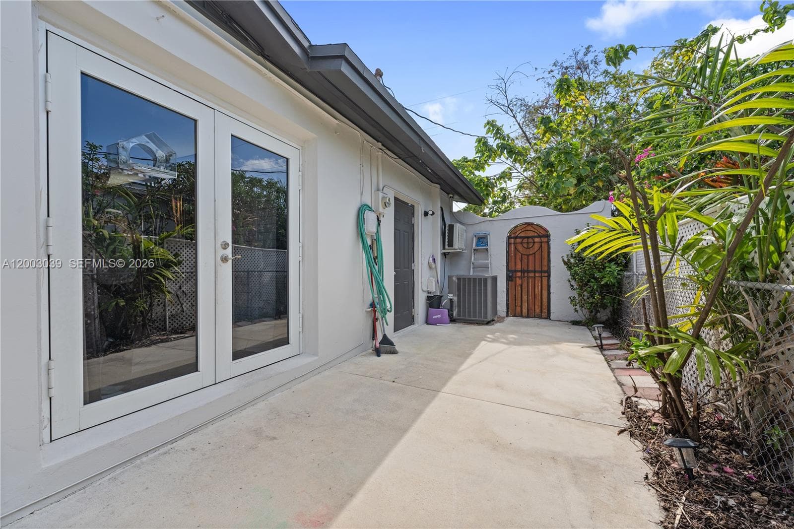 3921 SW 124th Ct, Miami FL 33175 — 18
