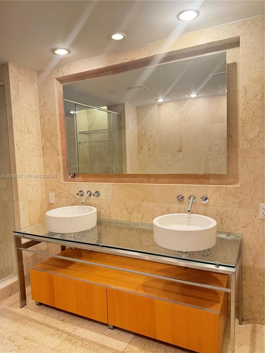 6000 Collins Ave # 313, Miami Beach FL 33140 — 3