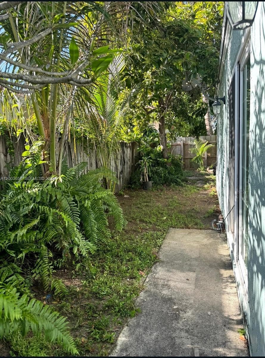 22113 SW 97th Ct, Cutler Bay FL 33190 — 11