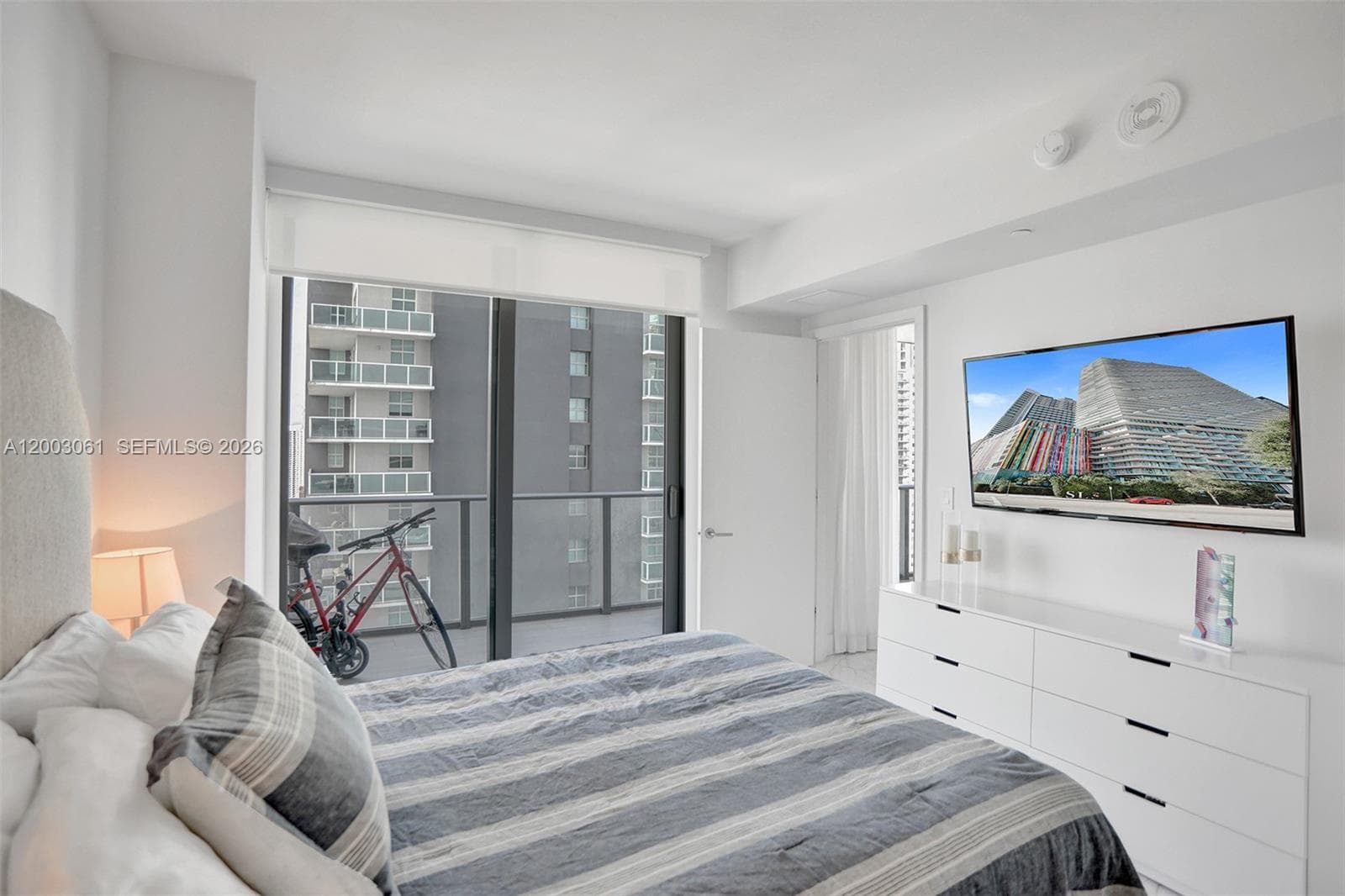 1300 S Miami Ave # 3111, Miami FL 33130 — 13