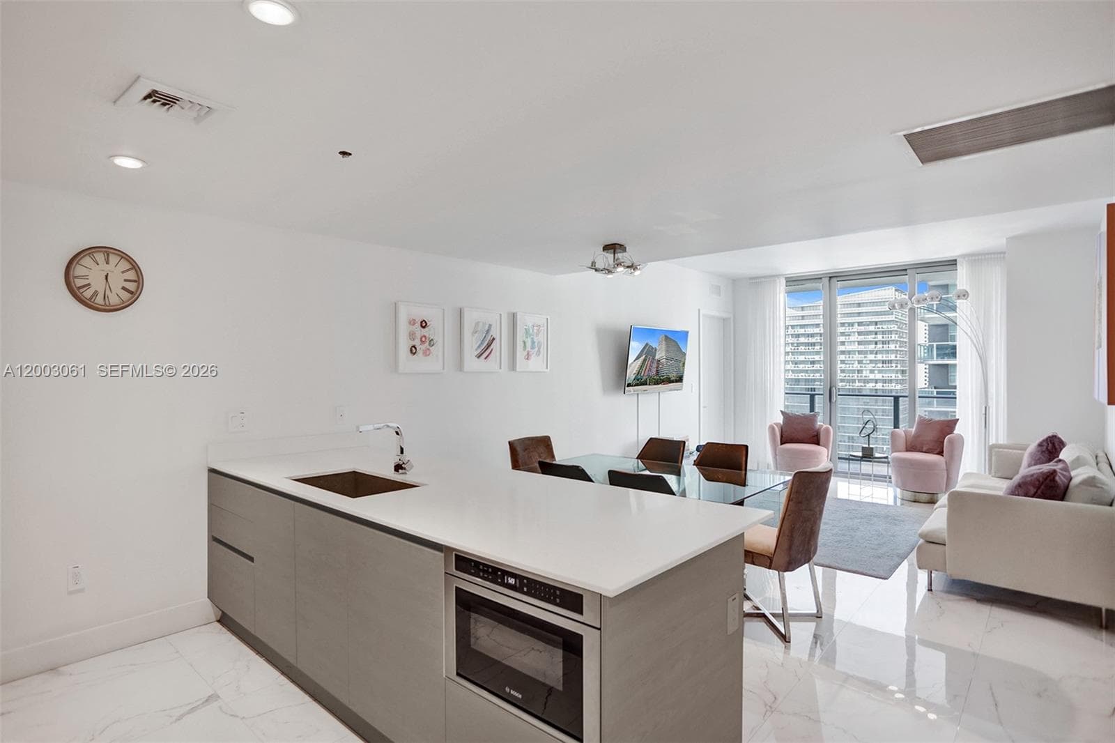 1300 S Miami Ave # 3111, Miami FL 33130 — 30