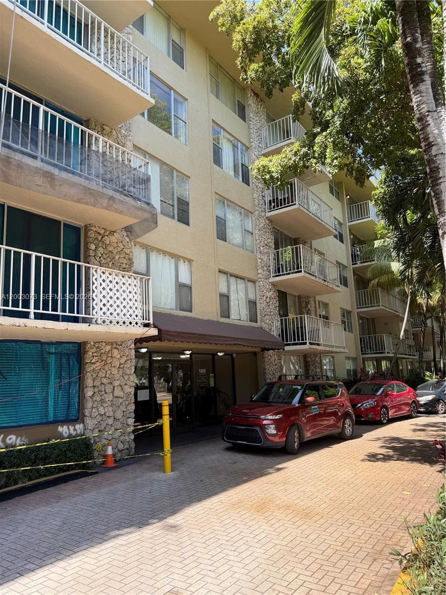 1805 Sans Souci Blvd # 526, North Miami FL 33181 — 21