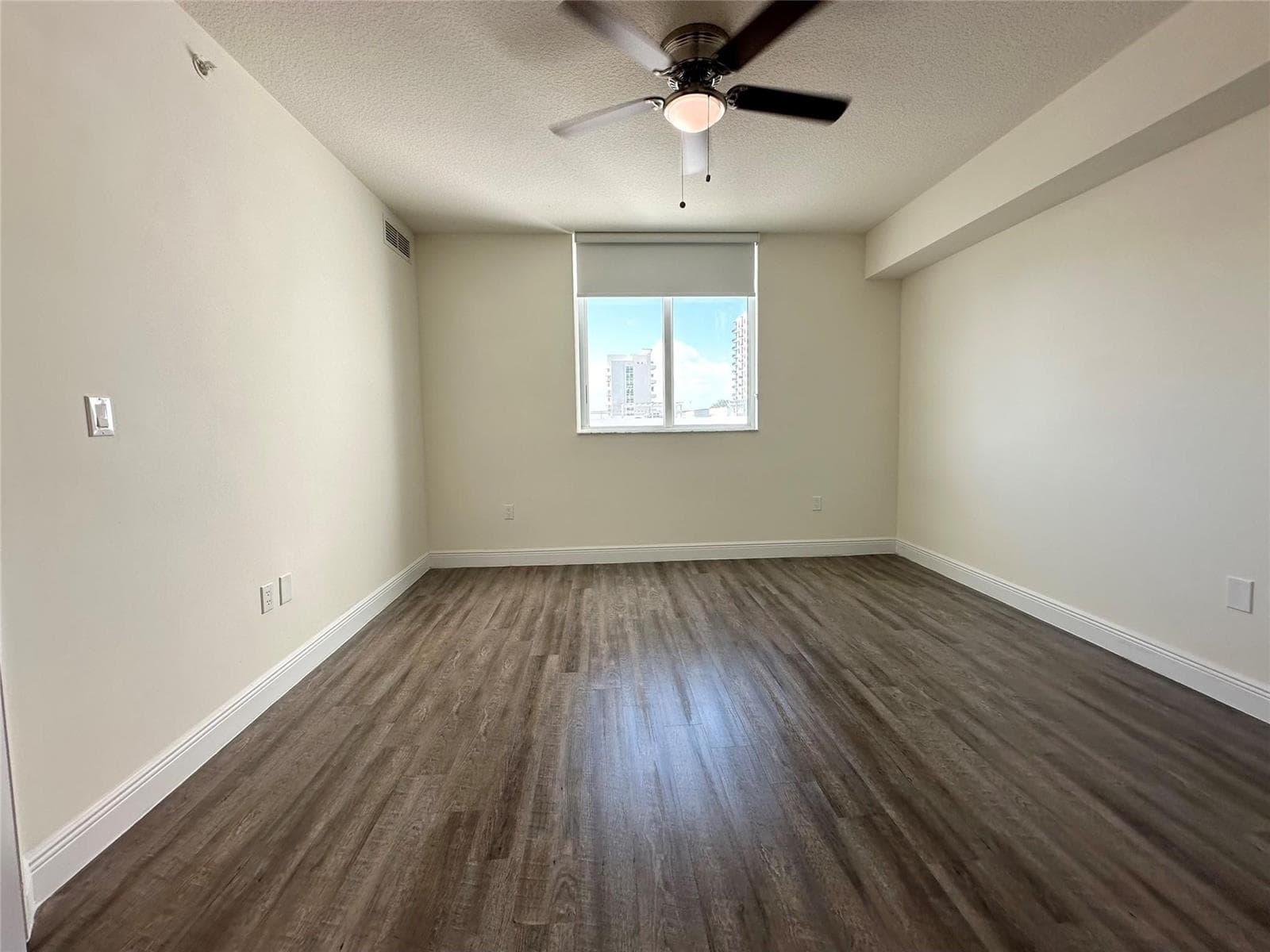 110 SW 12th Street # 1903, Miami FL 33130 — 7