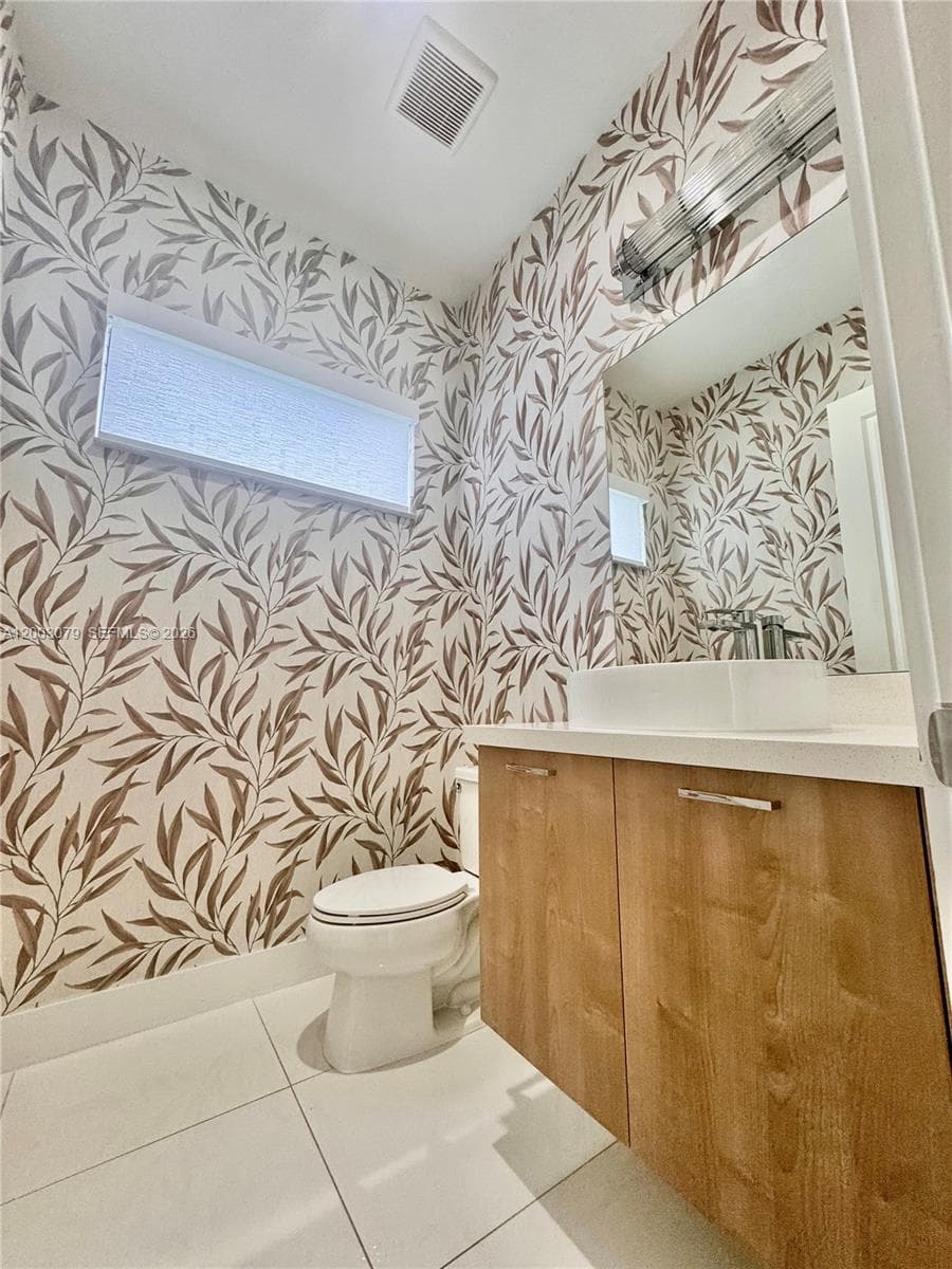 8108 NW 48th Ter # 8108, Doral FL 33166 — 9