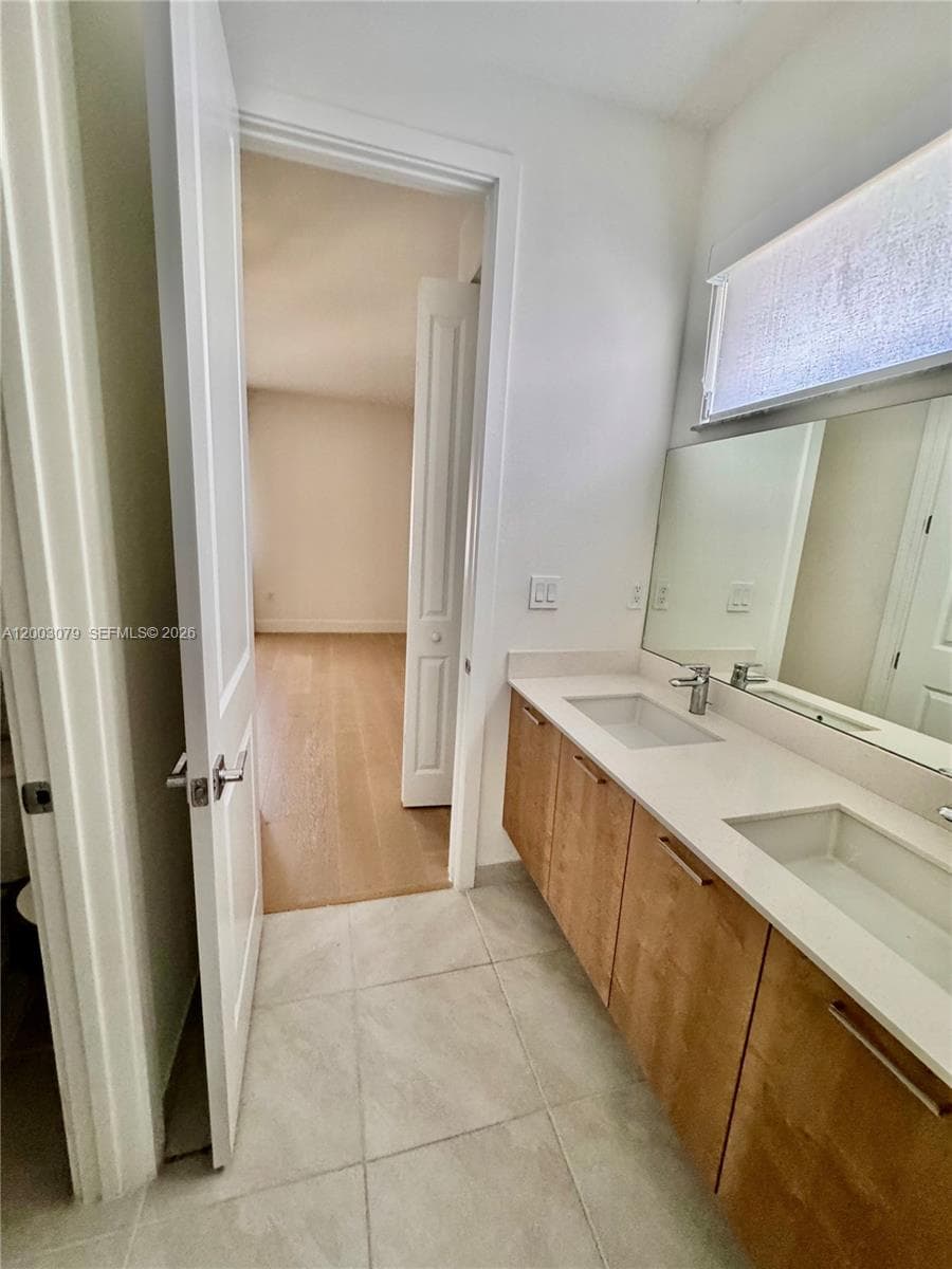 8108 NW 48th Ter # 8108, Doral FL 33166 — 41