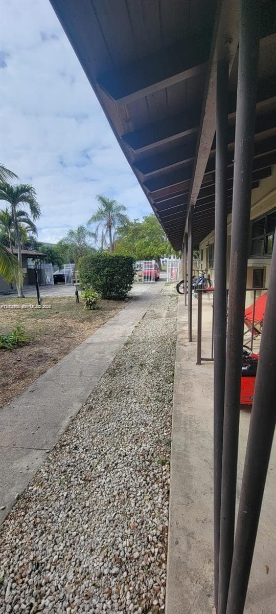 12605 NE 13th Ave # 6, North Miami FL 33161 — 7