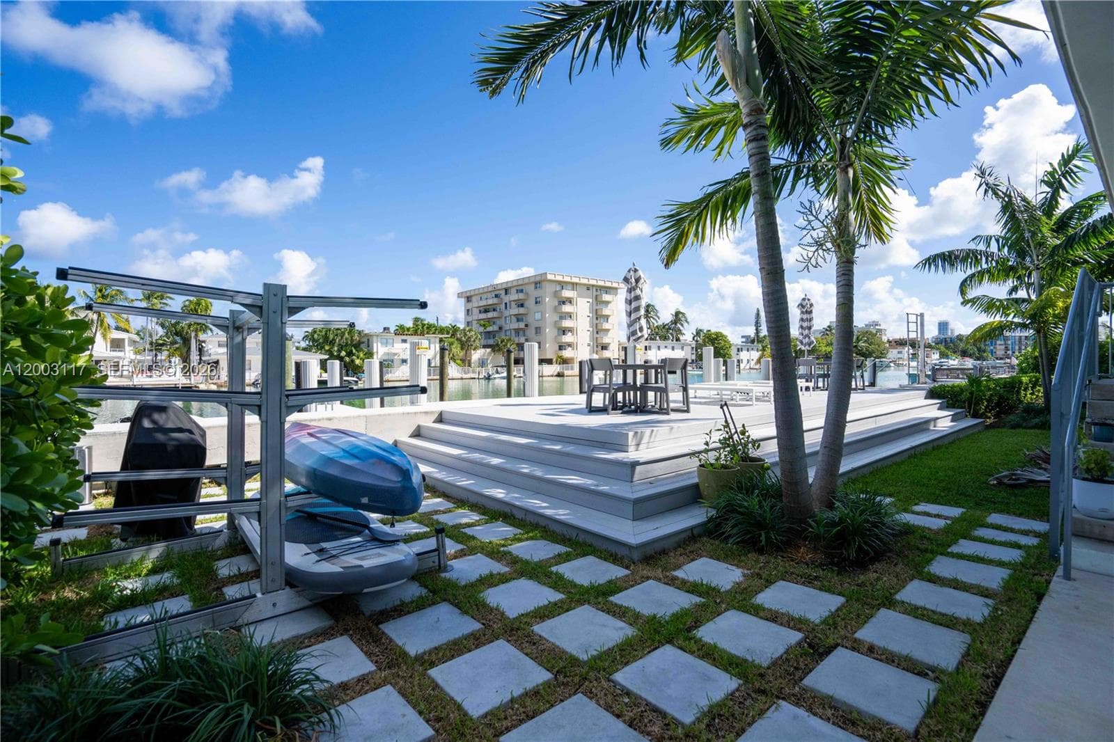 8425 Crespi Blvd, Miami Beach FL 33141 — 7