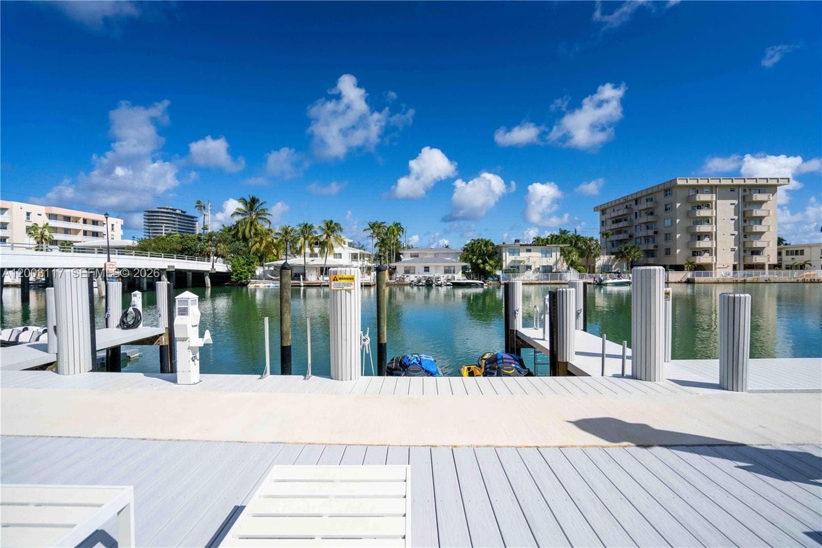8425 Crespi Blvd, Miami Beach FL 33141 — 10