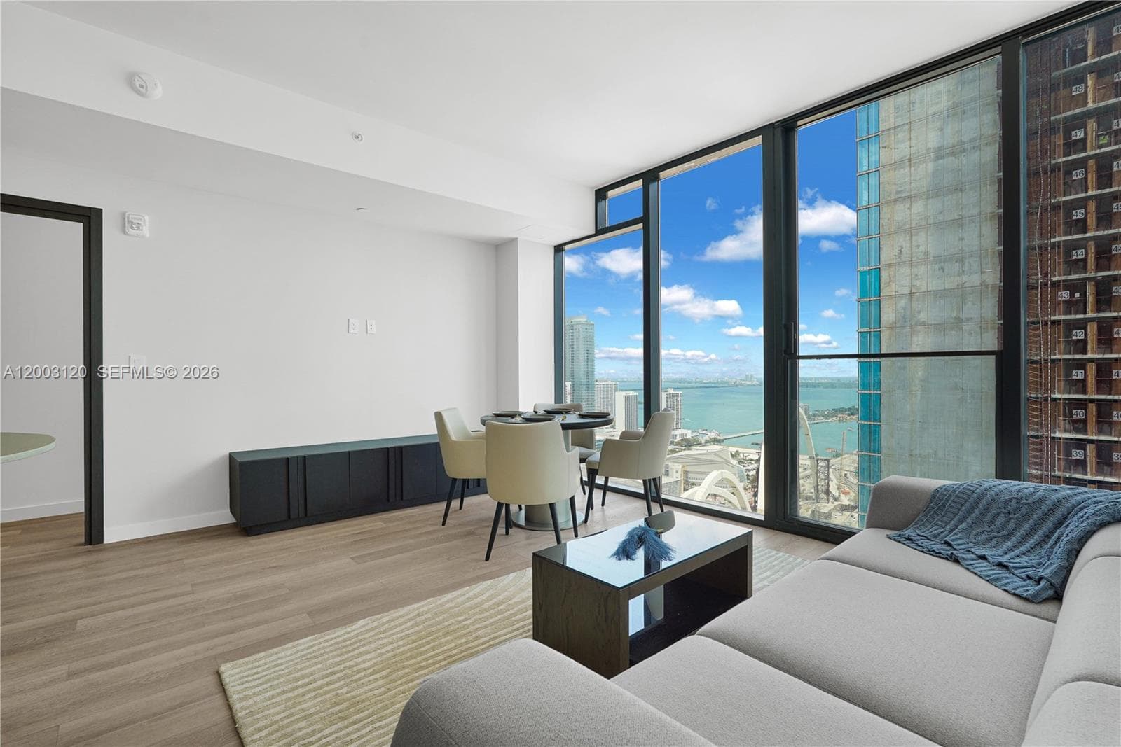 20 NE 11th St # 4006, Miami FL 33132 — 1