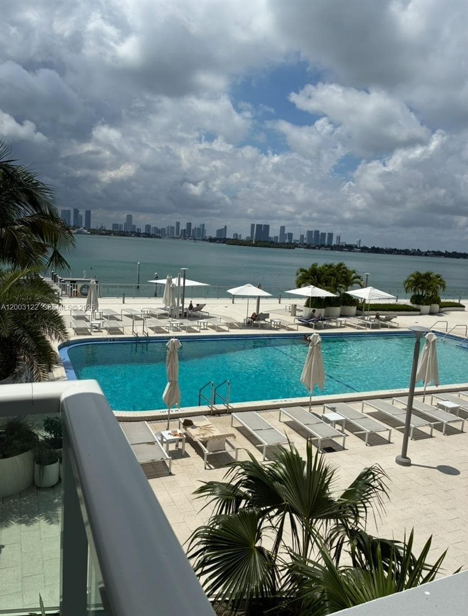 1000 West Ave # 218, Miami Beach FL 33139 — 24
