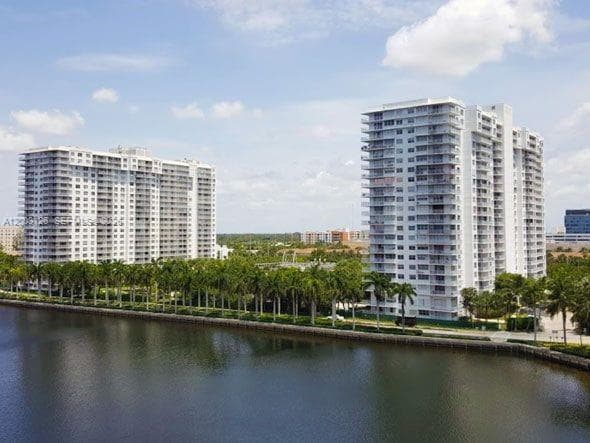 2851 NE 183rd St # 509E, Aventura FL 33160 — 26