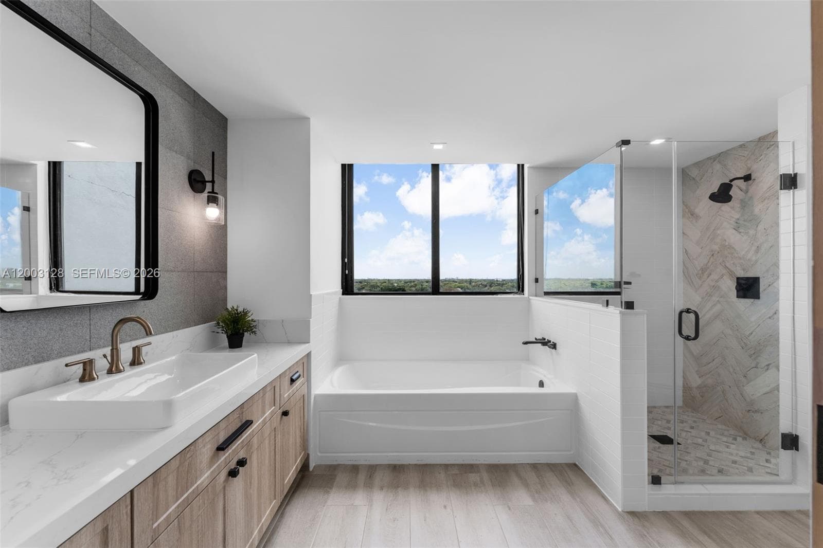 1300 Ponce De Leon Blvd # 815, Coral Gables FL 33134 — 14