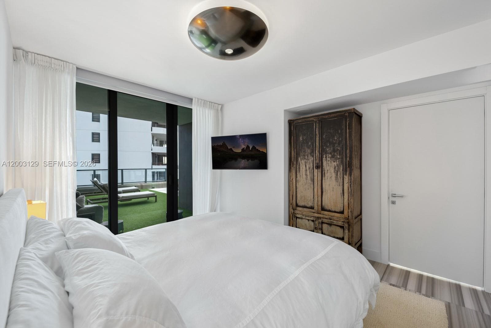 1451 Brickell Ave # 903, Miami FL 33131 — 14