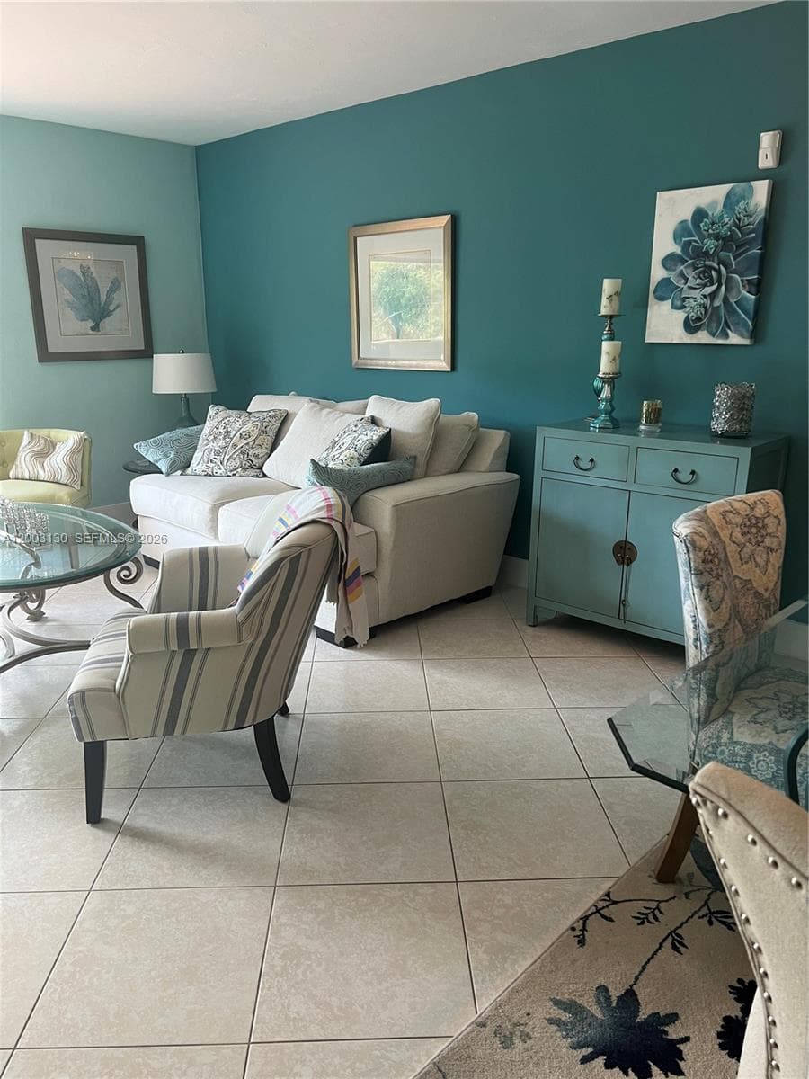 8335 SW 72nd Ave # 212D, Miami FL 33143 — 2