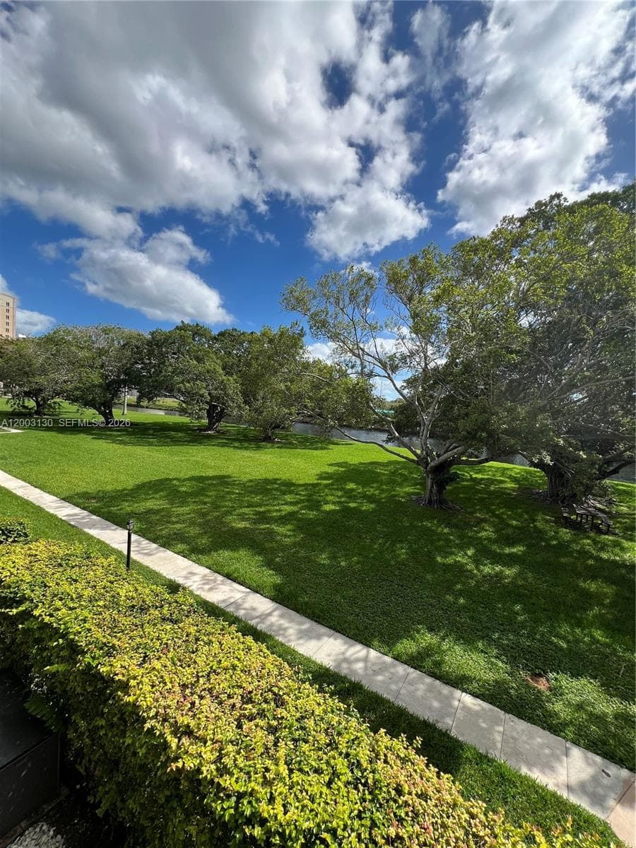 8335 SW 72nd Ave # 212D, Miami FL 33143 — 32