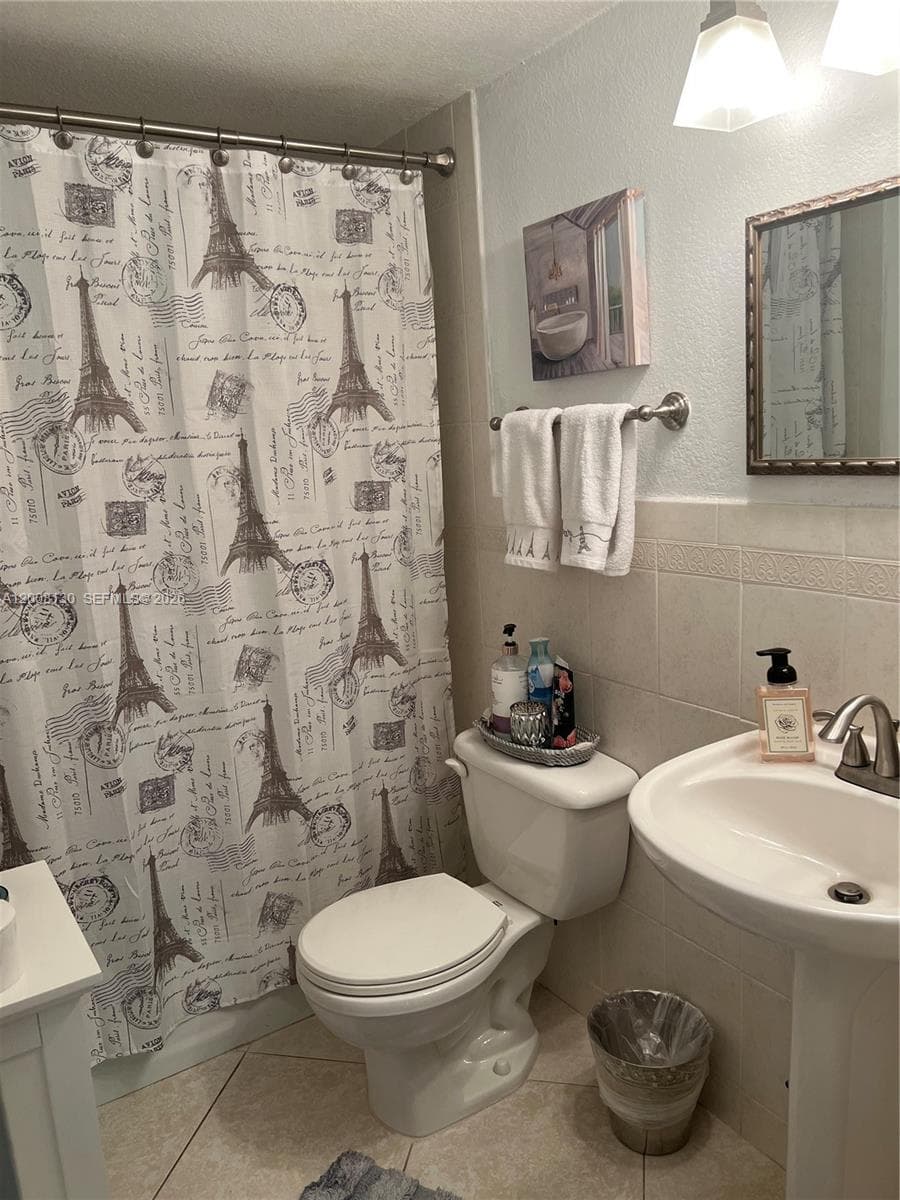 8335 SW 72nd Ave # 212D, Miami FL 33143 — 19