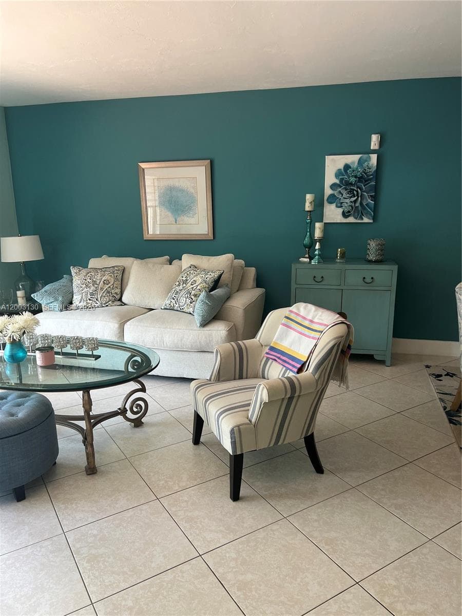 8335 SW 72nd Ave # 212D, Miami FL 33143 — 8