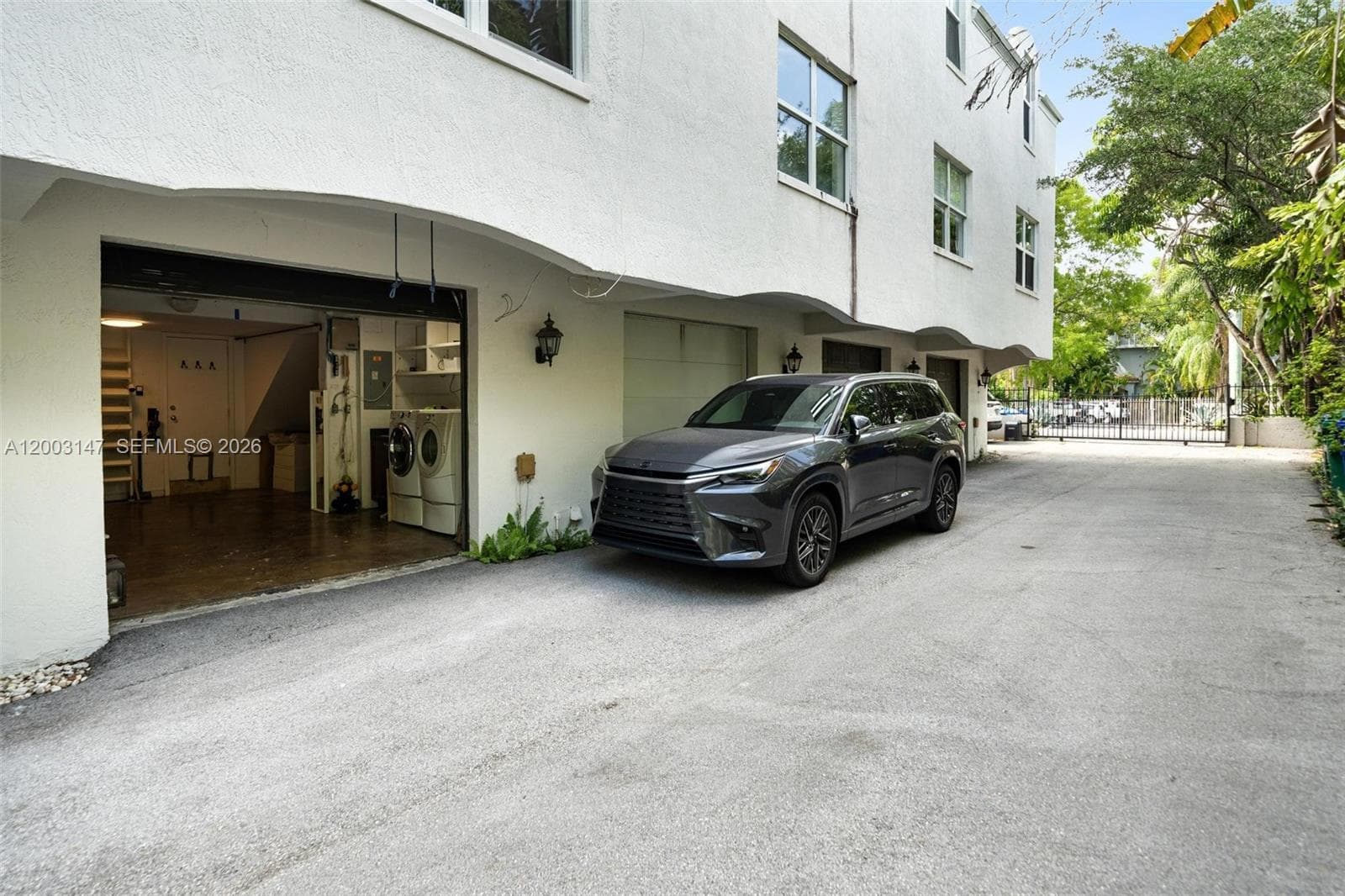 3021 Virginia St # 11, Miami FL 33133 — 19
