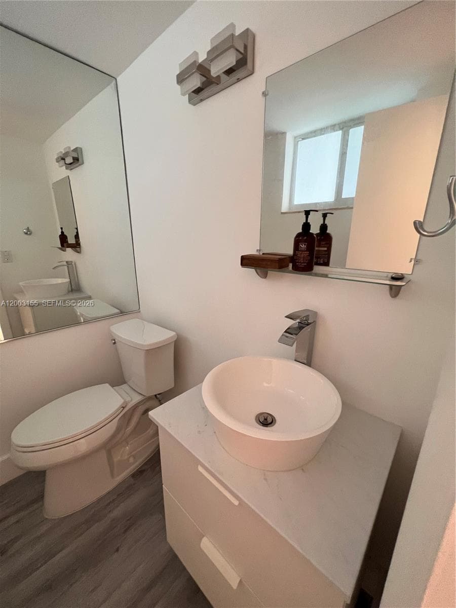 240 Galen Dr # 302, Key Biscayne FL 33149 — 8