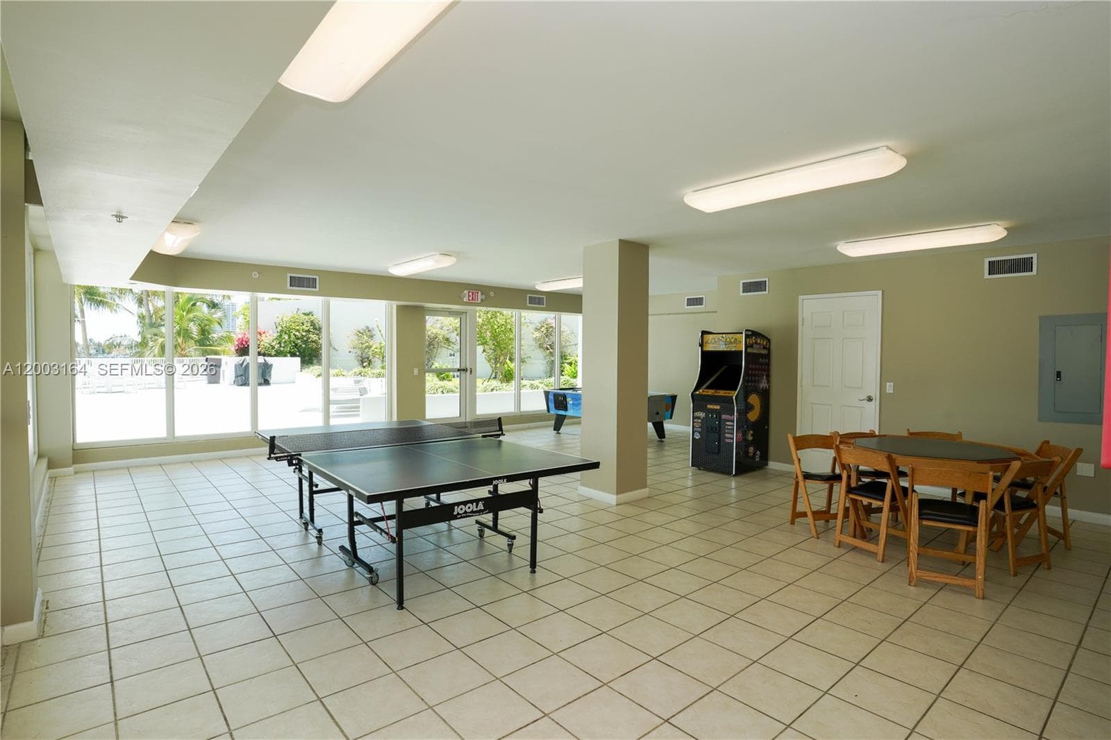 3370 Hidden Bay Dr # 213, Aventura FL 33180 — 39