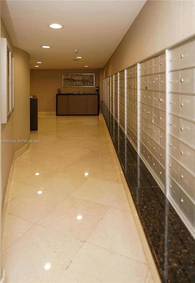 3370 Hidden Bay Dr # 213, Aventura FL 33180 — 29
