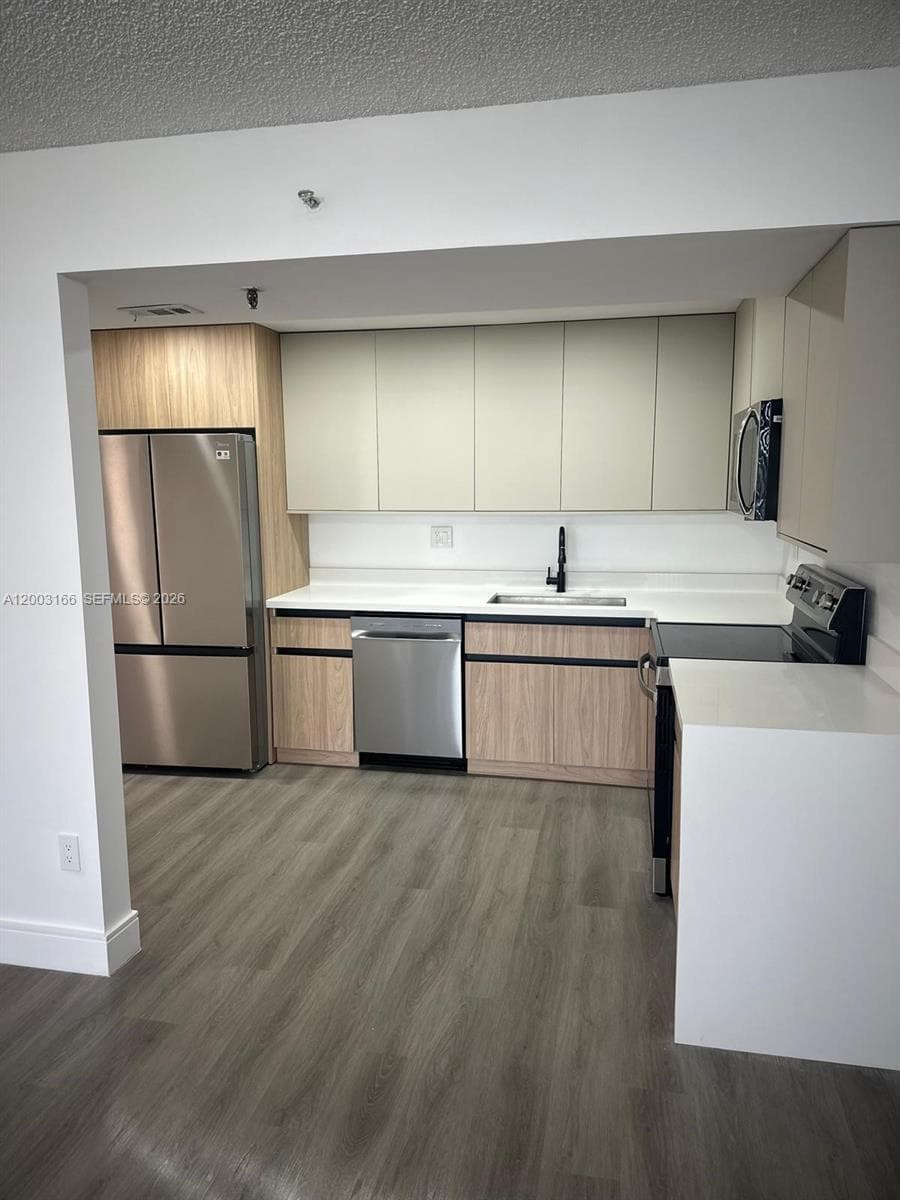 20840 San Simeon Way # 601, Miami FL 33179 — 4