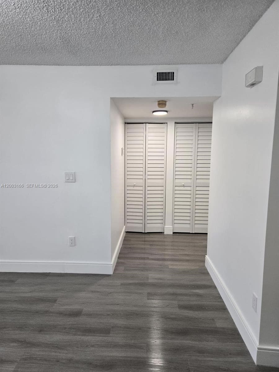 20840 San Simeon Way # 601, Miami FL 33179 — 8