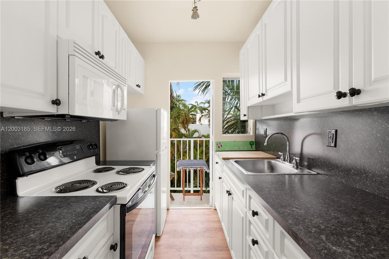 900 Euclid Ave # 14, Miami Beach FL 33139 — 5