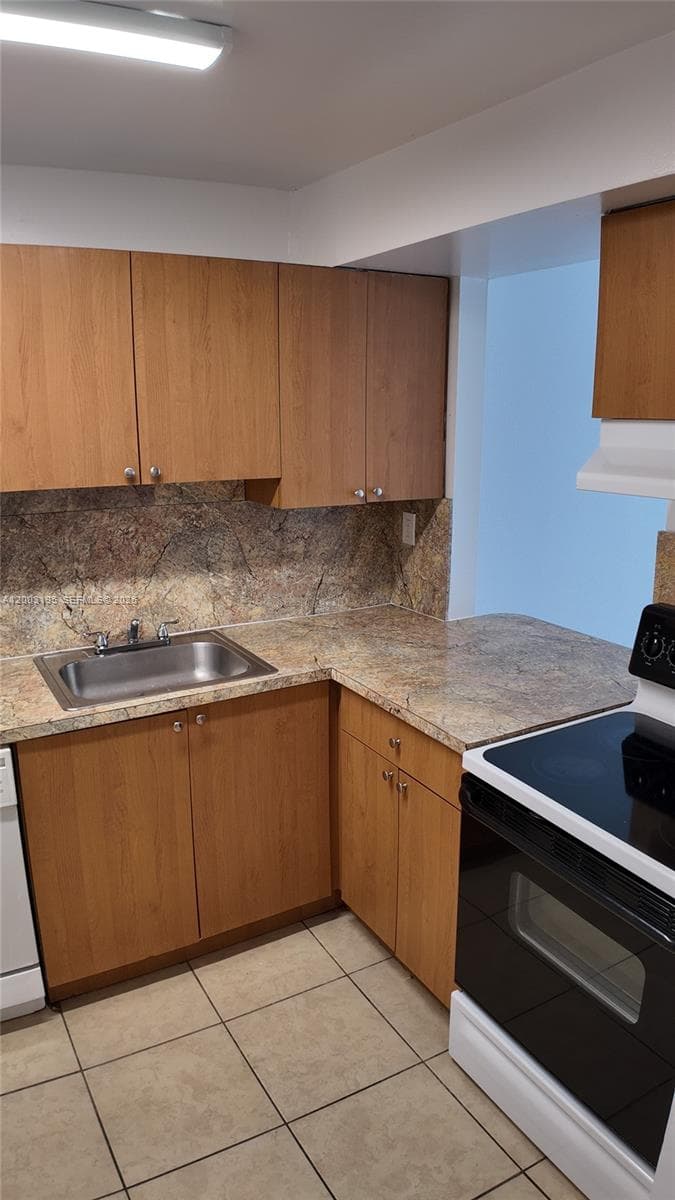 11140 SW 196th St # 310, Cutler Bay FL 33157 — 2