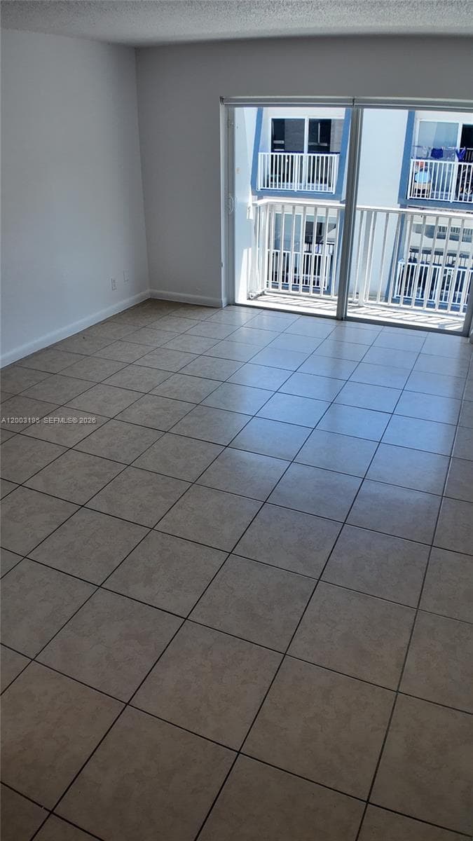 11140 SW 196th St # 310, Cutler Bay FL 33157 — 5