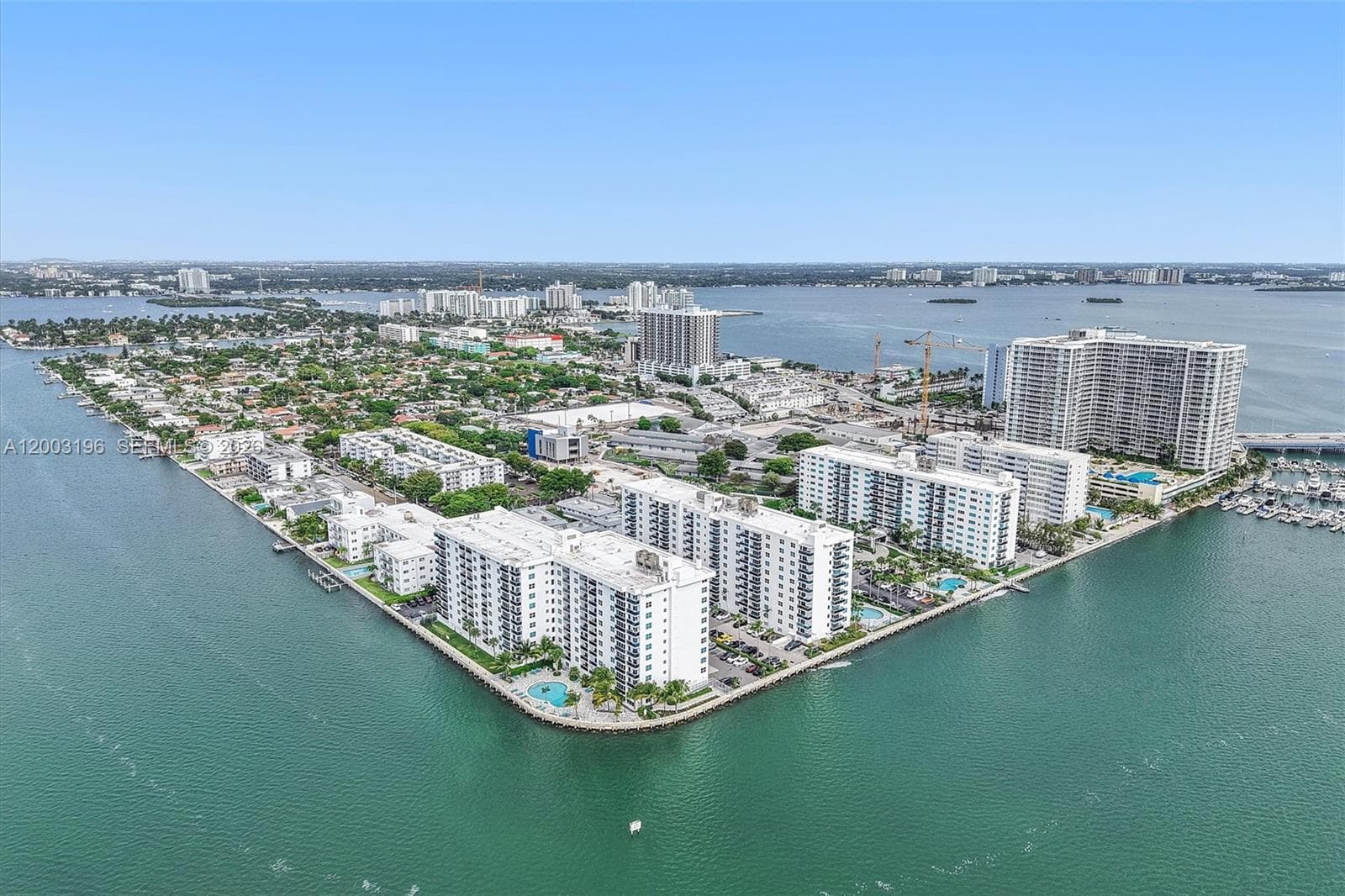7501 E Treasure Dr, North Bay Village FL 33141 — 43