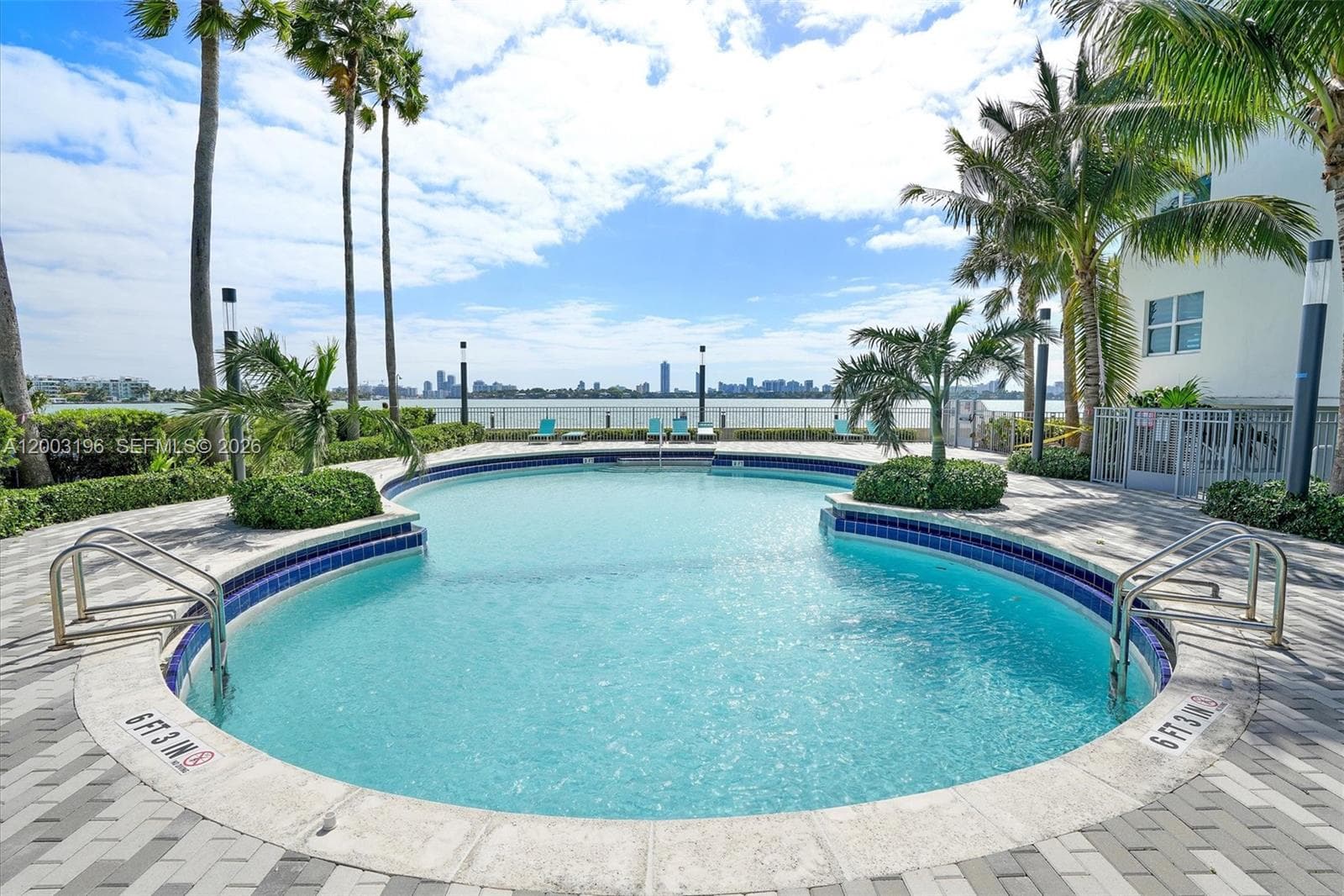 7501 E Treasure Dr, North Bay Village FL 33141 — 30