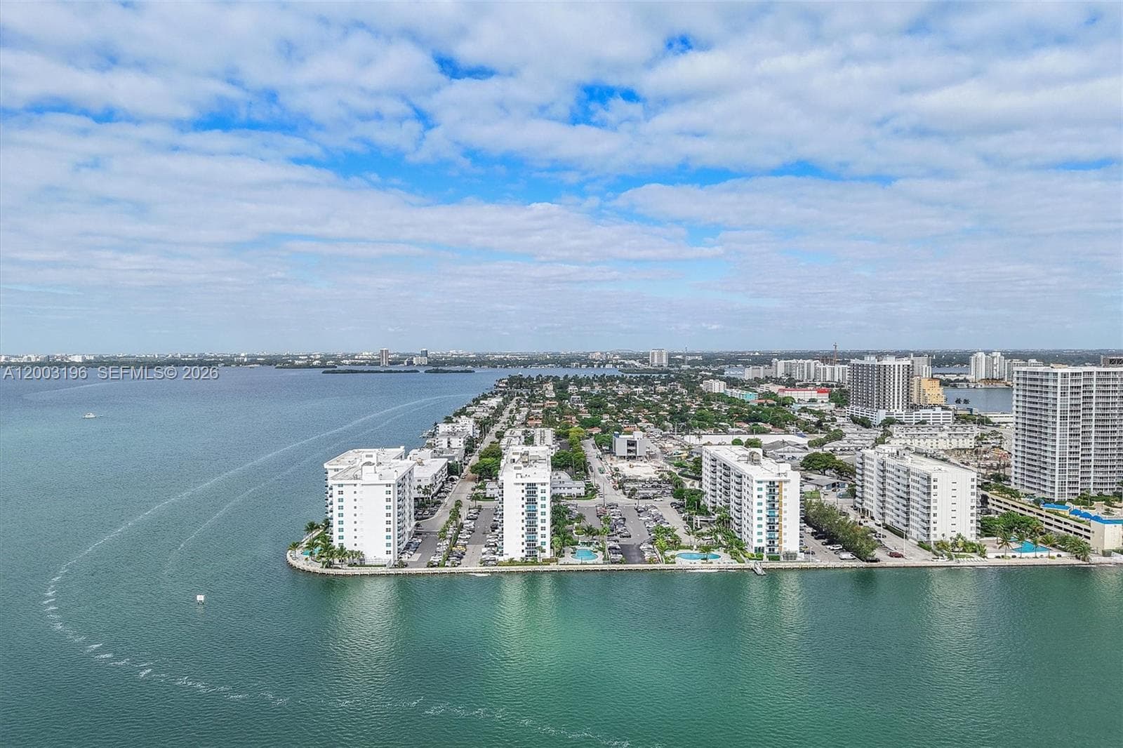 7501 E Treasure Dr, North Bay Village FL 33141 — 38