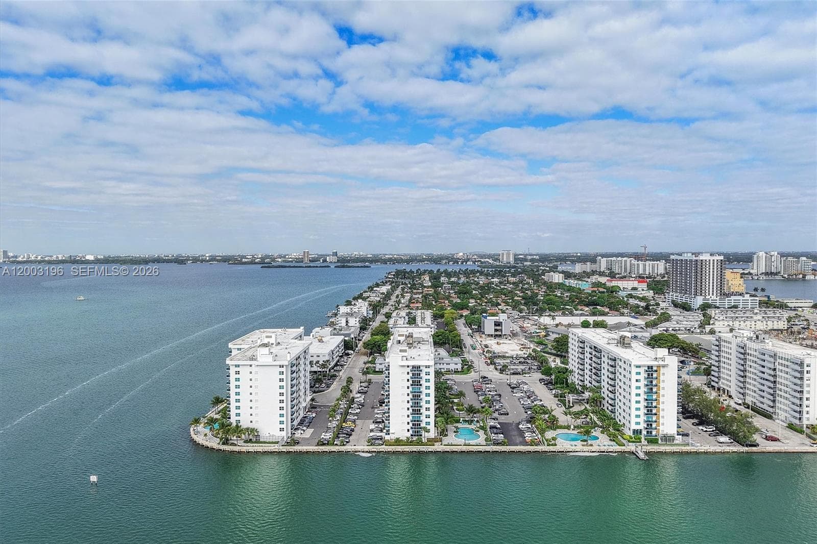 7501 E Treasure Dr, North Bay Village FL 33141 — 37