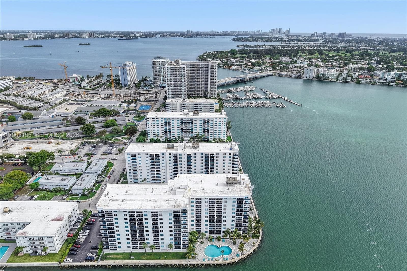 7501 E Treasure Dr, North Bay Village FL 33141 — 44
