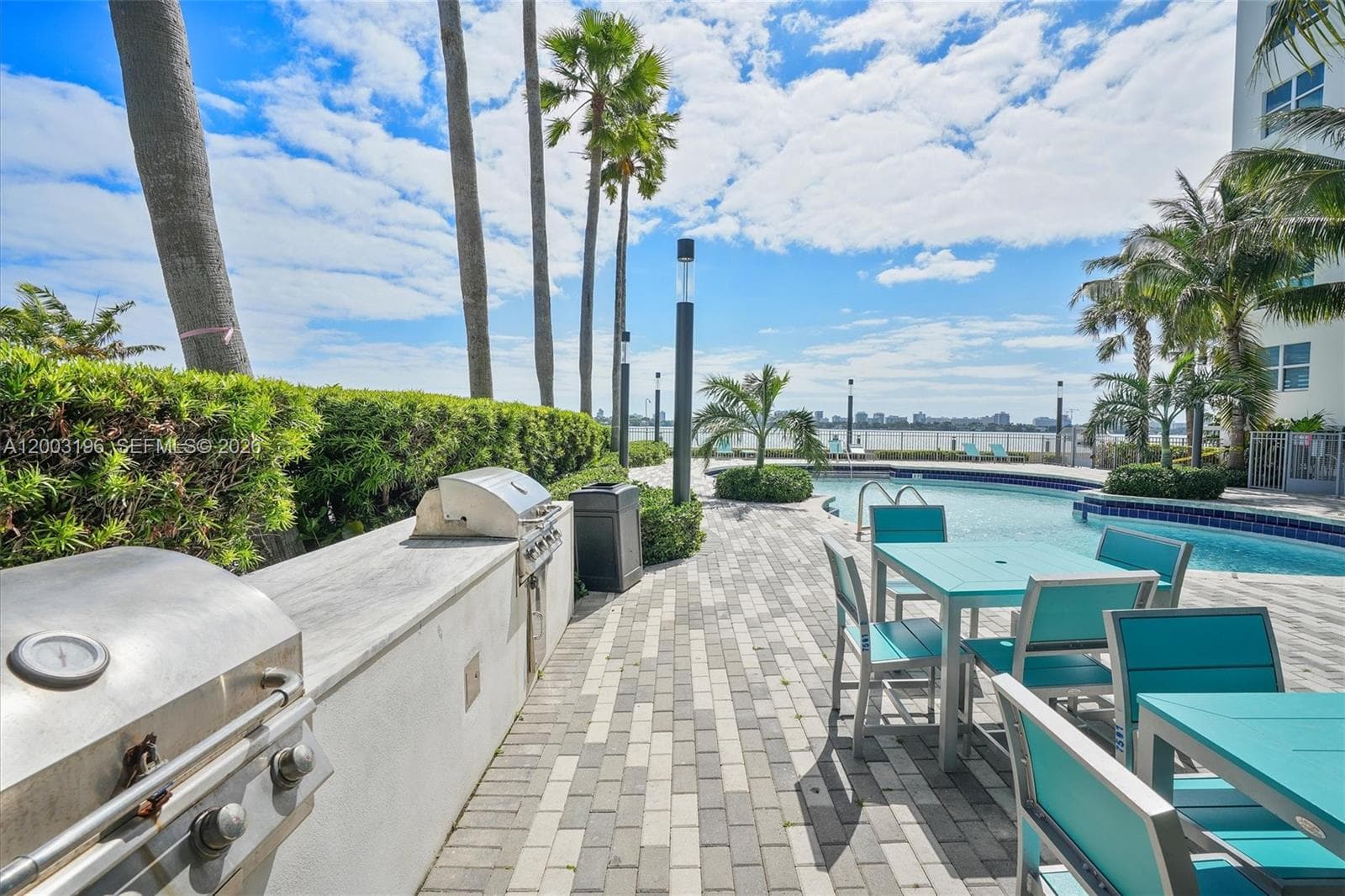 7501 E Treasure Dr, North Bay Village FL 33141 — 31