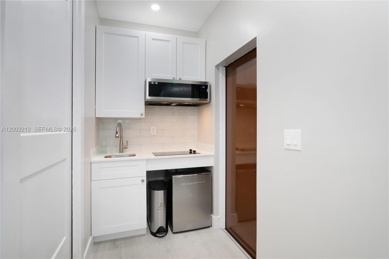2368 SW 21st St Side, Miami FL 33145 — 3