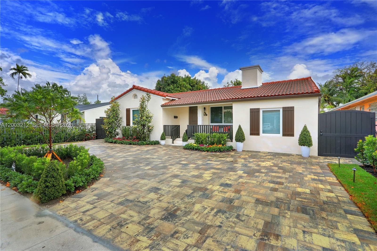 2368 SW 21st St Side, Miami FL 33145 — 1