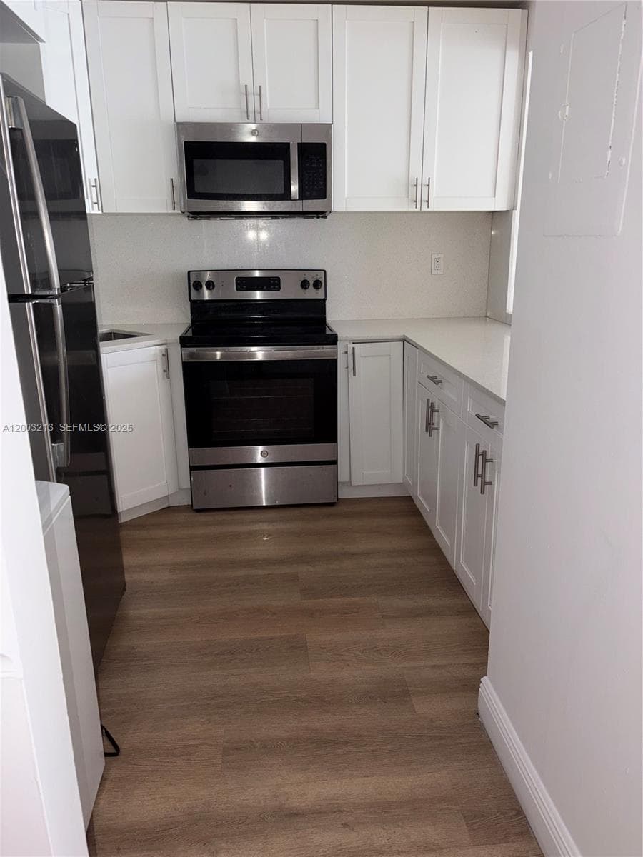 401 NW 72nd Ave # D, Miami FL 33126 — 3