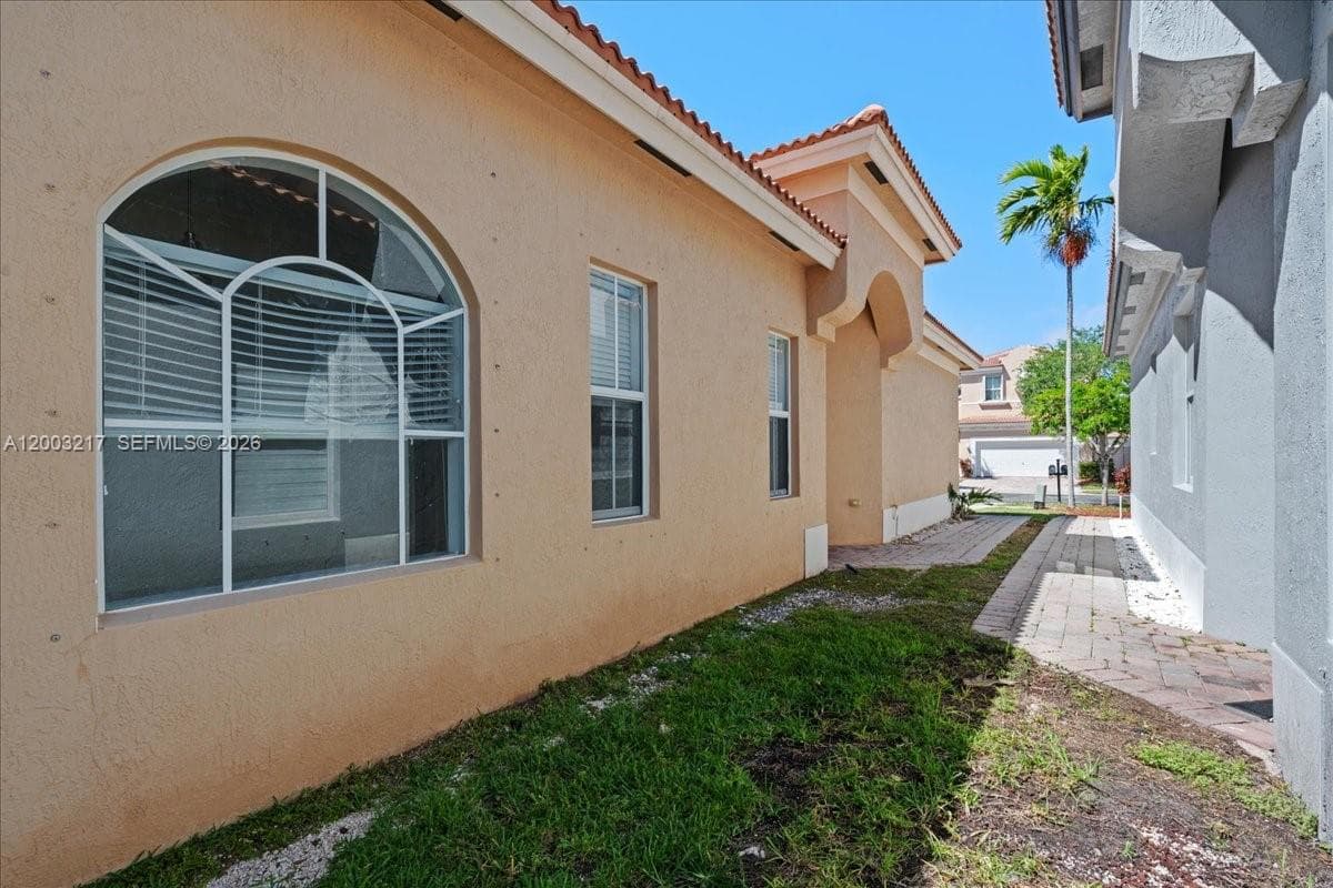 3954 NE 13th Dr, Homestead FL 33033 — 11