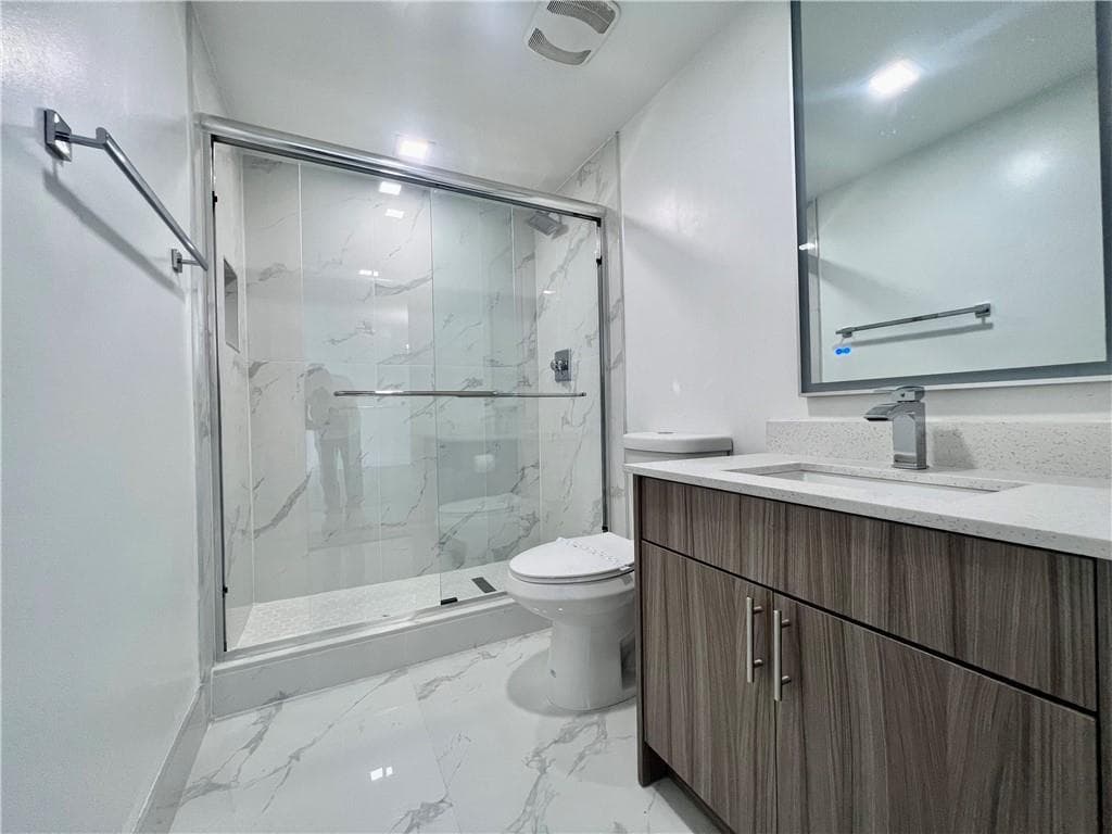 110 SW 12 Street # 907, Miami FL 33130 — 6