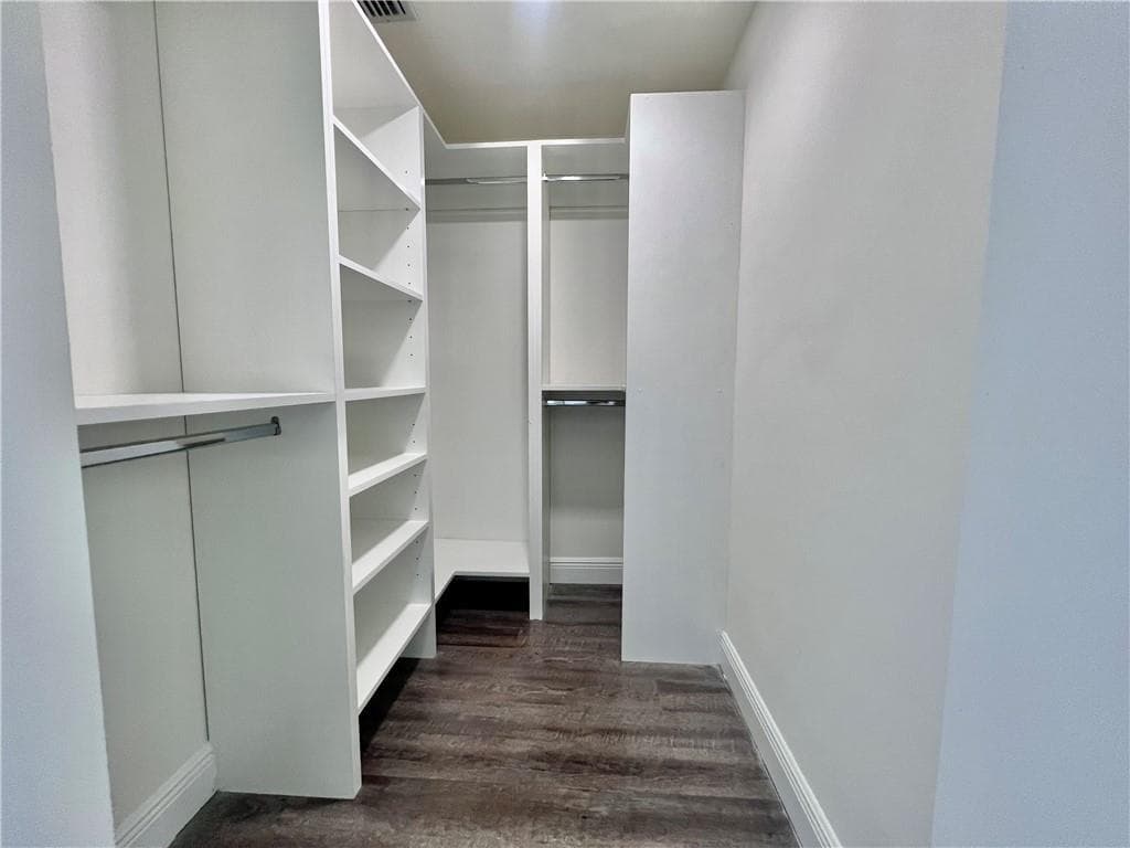 110 SW 12 Street # 907, Miami FL 33130 — 9