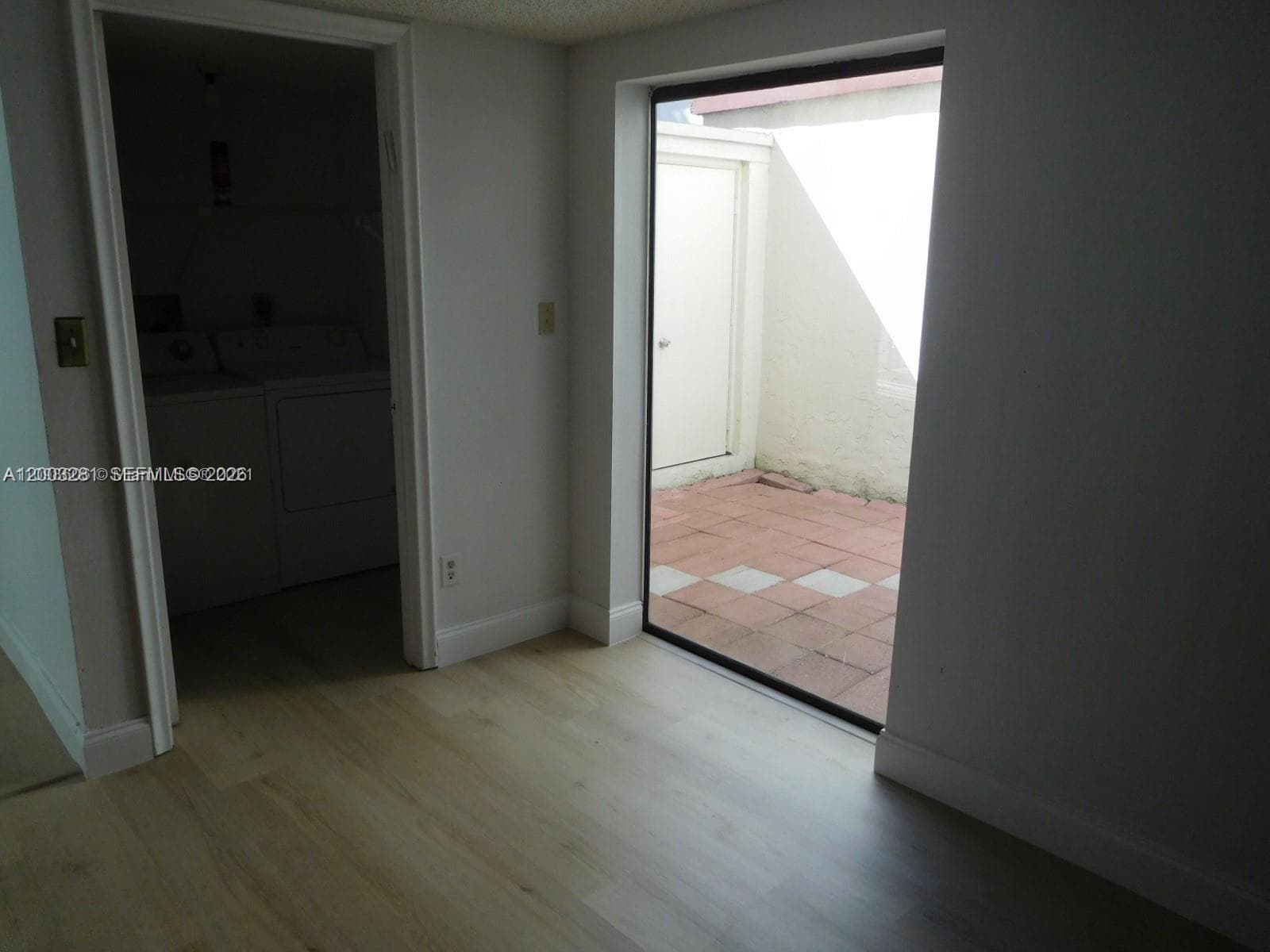 323 Ives Dairy Rd # 06, Miami FL 33179 — 7