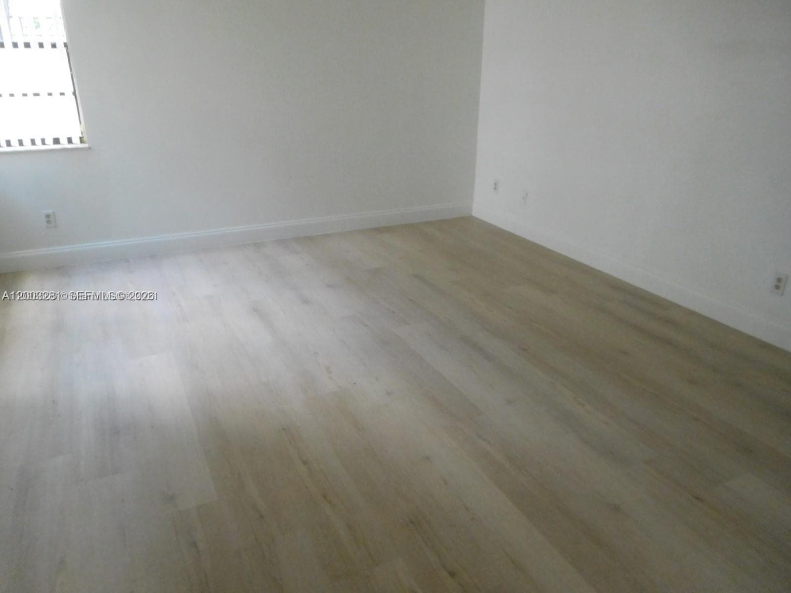 323 Ives Dairy Rd # 06, Miami FL 33179 — 15