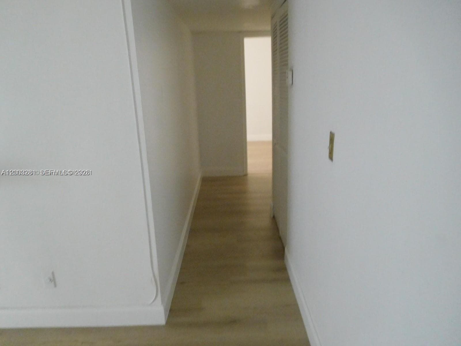 323 Ives Dairy Rd # 06, Miami FL 33179 — 11
