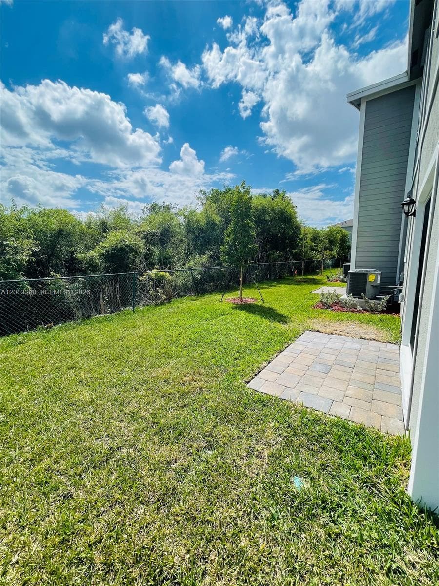 916 SE 19th St # 916, Homestead FL 33034 — 17