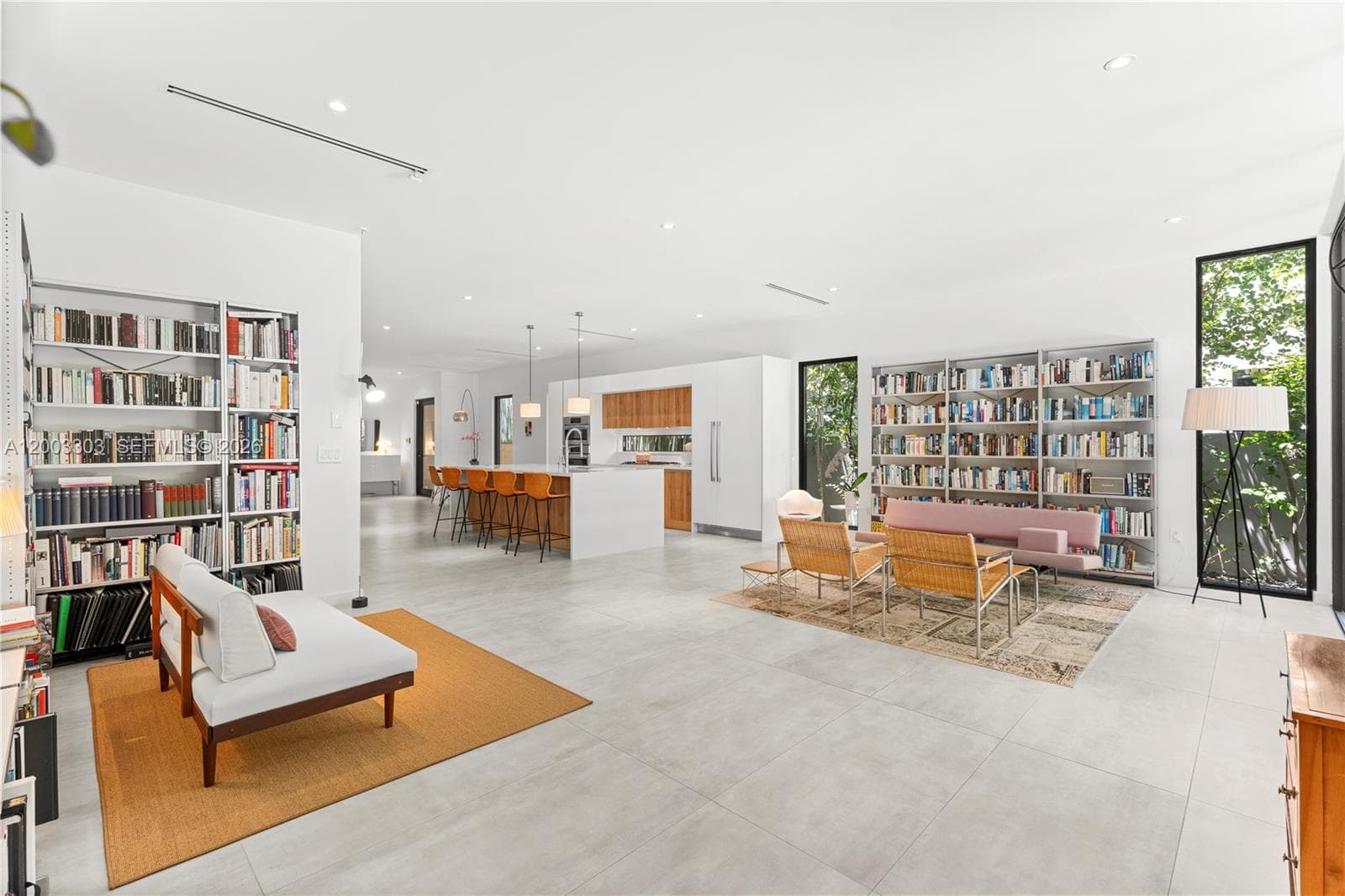2955 Shipping Ave # 2955, Miami FL 33133 — 16
