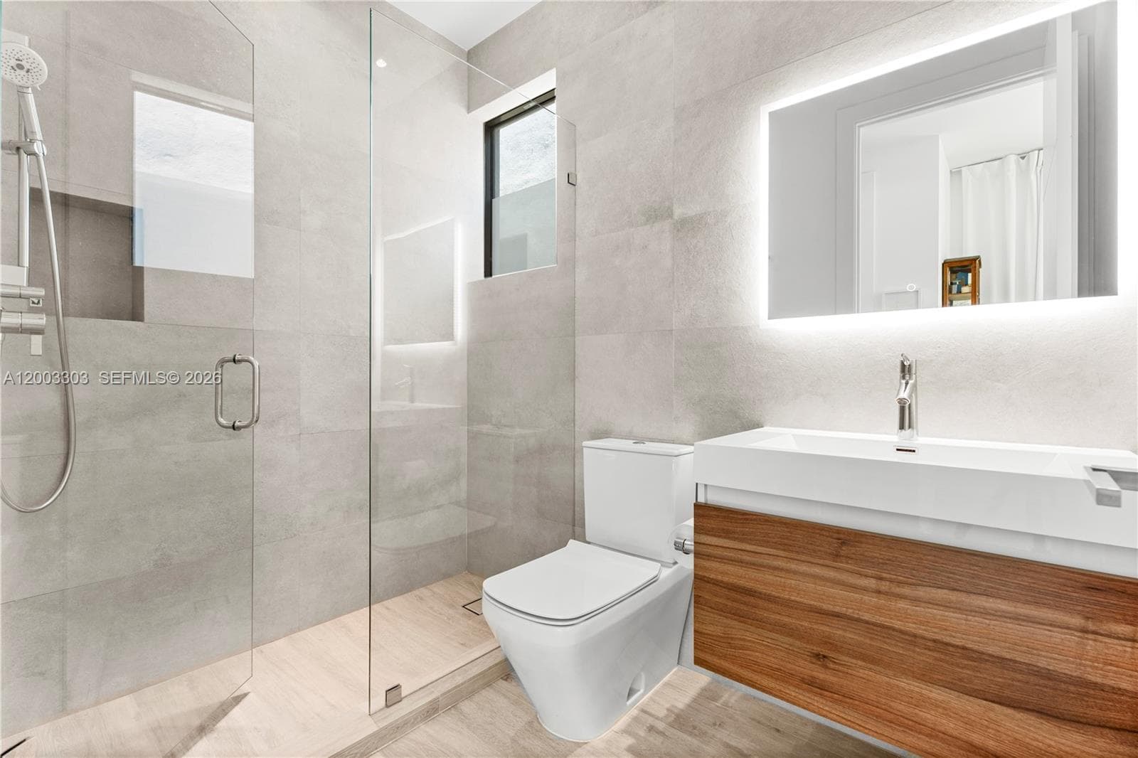 2955 Shipping Ave # 2955, Miami FL 33133 — 31