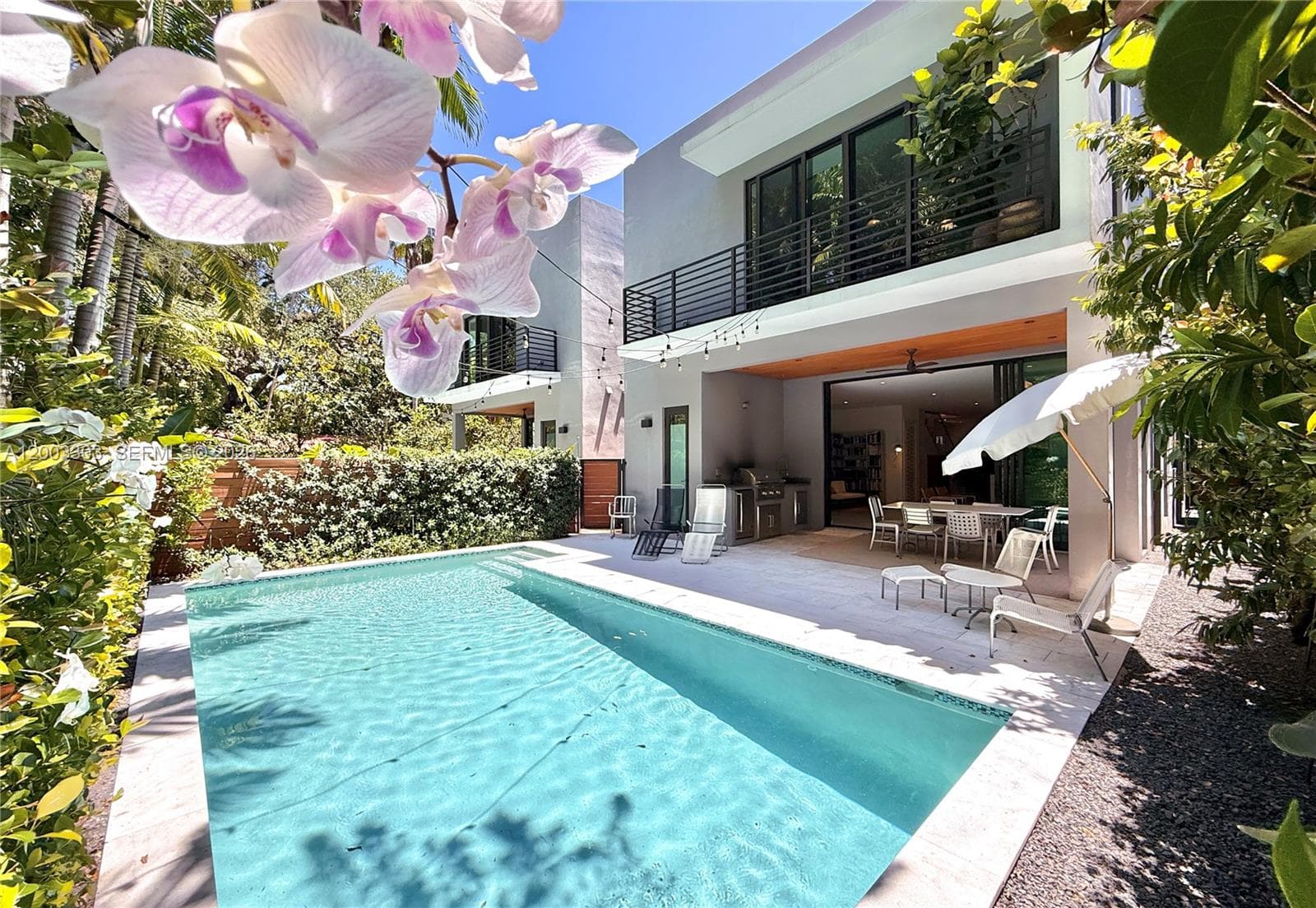 2955 Shipping Ave # 2955, Miami FL 33133 — 21